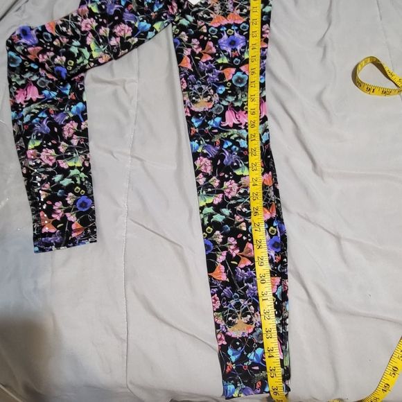 NWT Lululemon Sz2 Swift Speed HR Tight 28" Legging in Flowerscope Black Multi - Picture 11 of 13